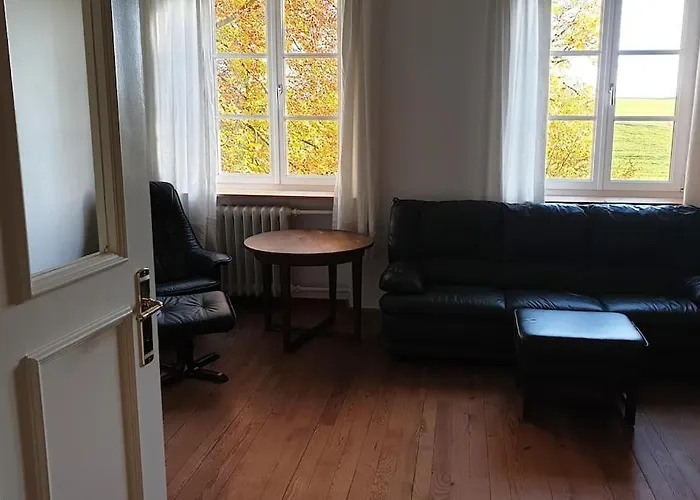 In Der Sana Mit Grossem Garten Lejlighed