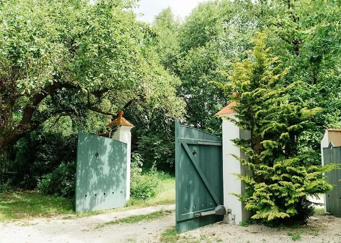 In Der Sana Mit Grossem Garten Lejlighed